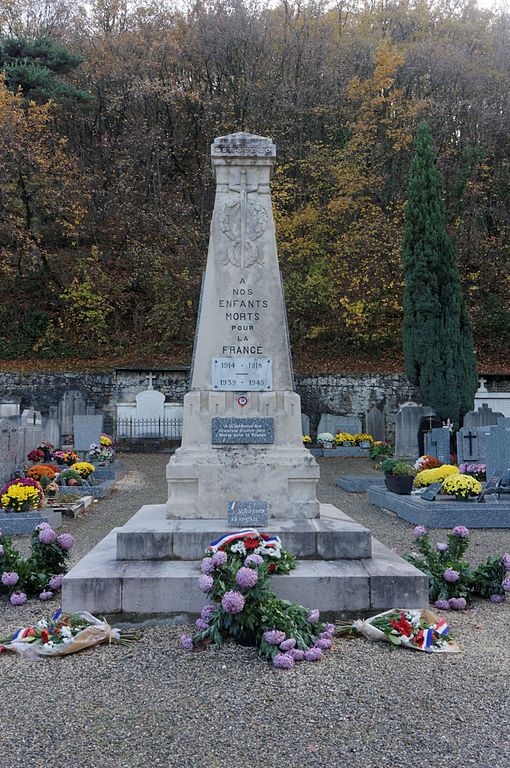 Oorlogsmonument Varces #1