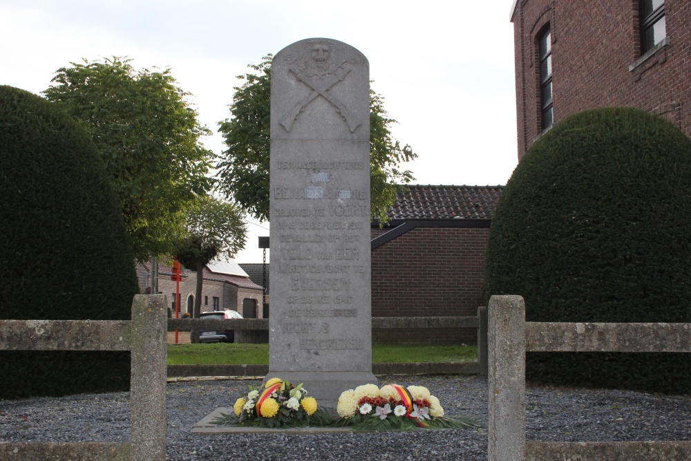 Oorlogsmonument Hendrieken-Voort #2