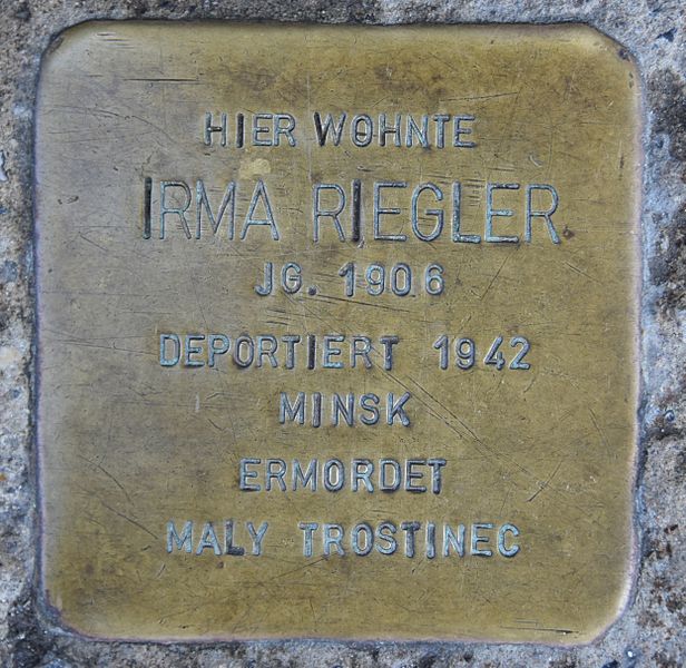 Stolpersteine Baumkirchnerring 9 #2