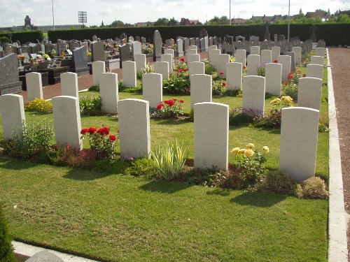 Oorlogsgraven van het Gemenebest Linselles