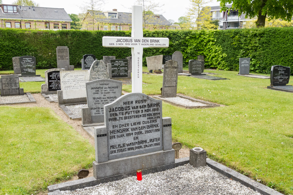 Dutch War Graves General Cemetery Putten #1