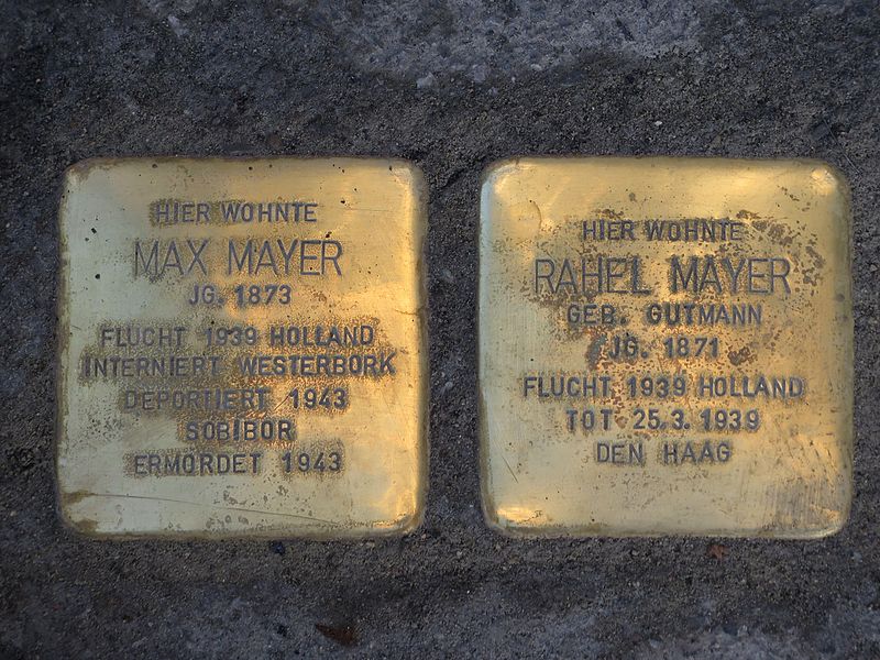 Stolpersteine Parkweg 1