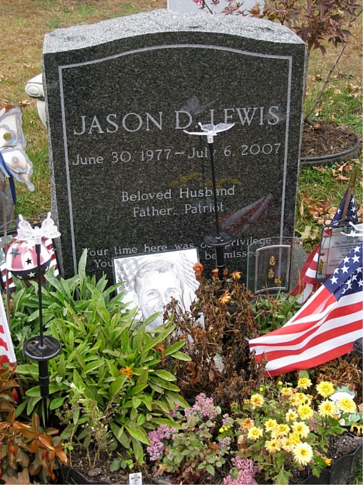 American War Grave Center Cemetery