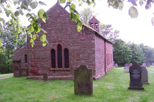 Commonwealth War Graves St. Cuthbert Churchyard #1