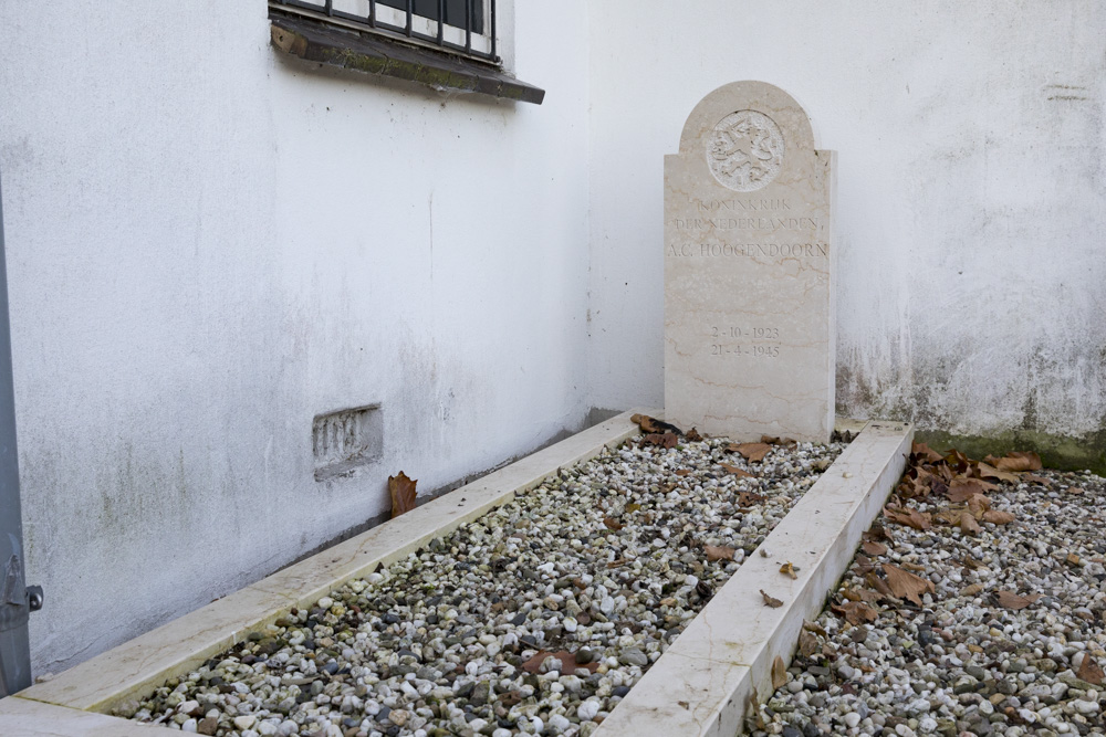 Dutch War Grave Willige Churchyard Langerak #2