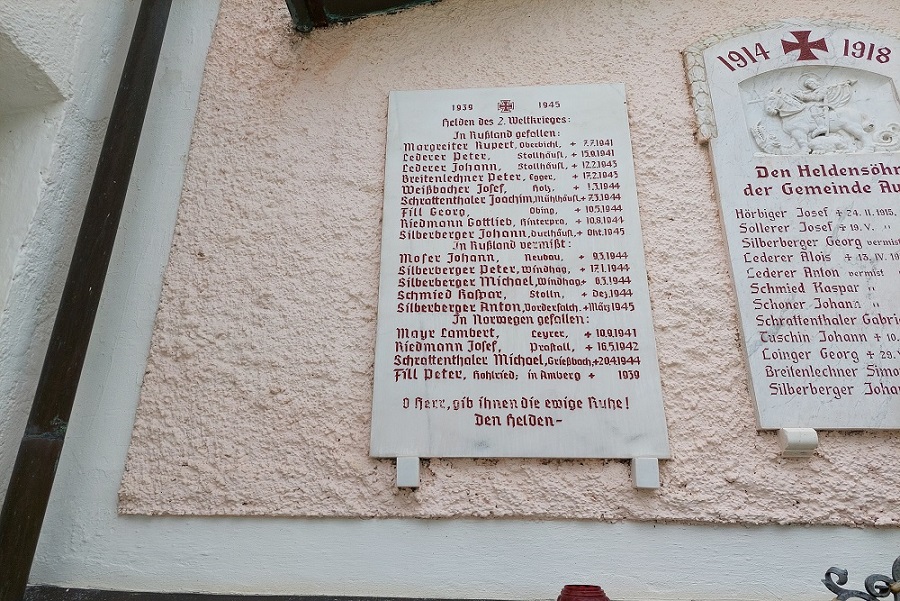 War Memorial Auffach #2