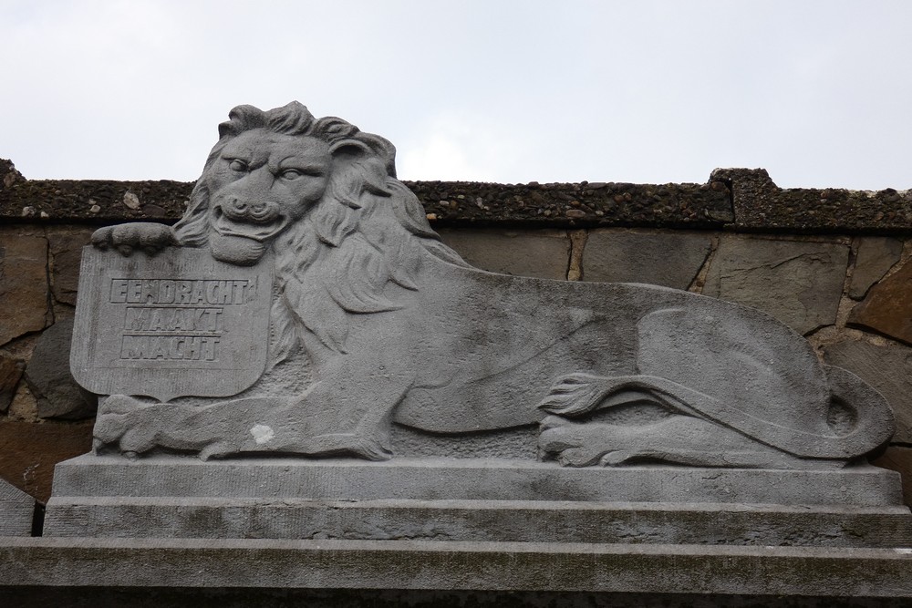 Oorlogsmonument 6de Wijk Gent #3