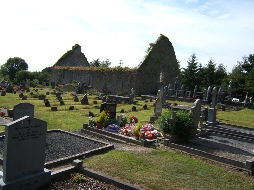 Oorlogsgraf van het Gemenebest Bunratty Old Graveyard #1