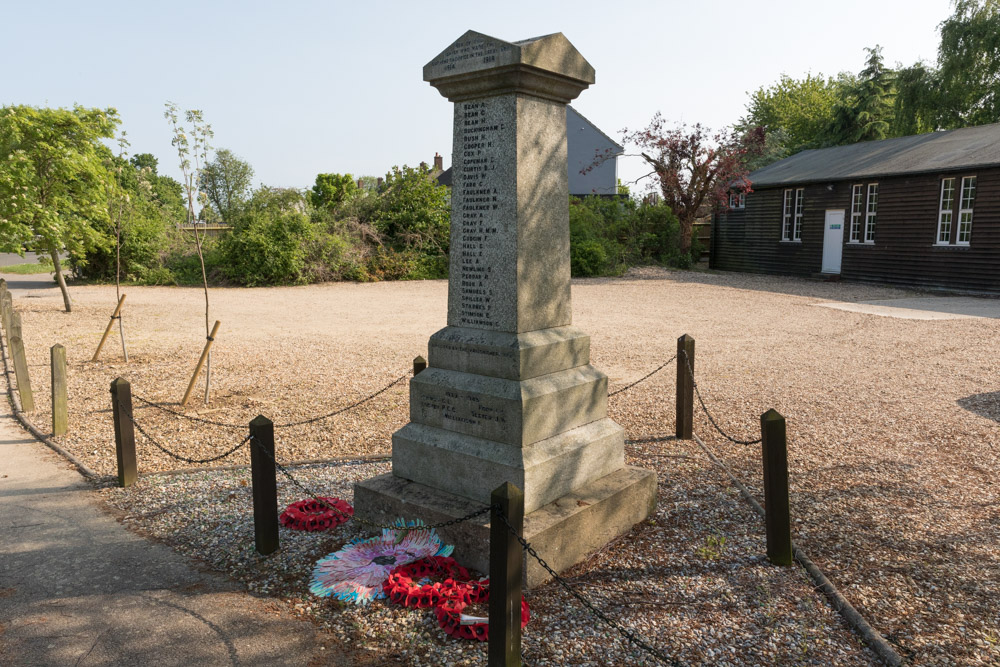 Oorlogsmonument Southill #1