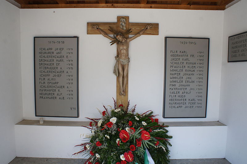 War Memorial Karres