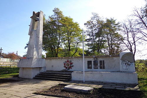 War Memorial Grabovets #1