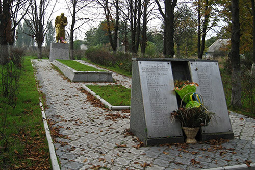 Mass Grave Soviet Soldiers Tokmak #1