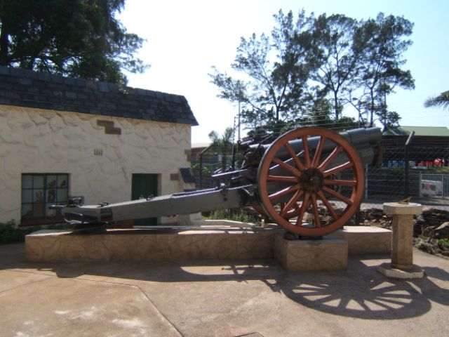 BL 6 inch 26 cwt Howitzer Durban