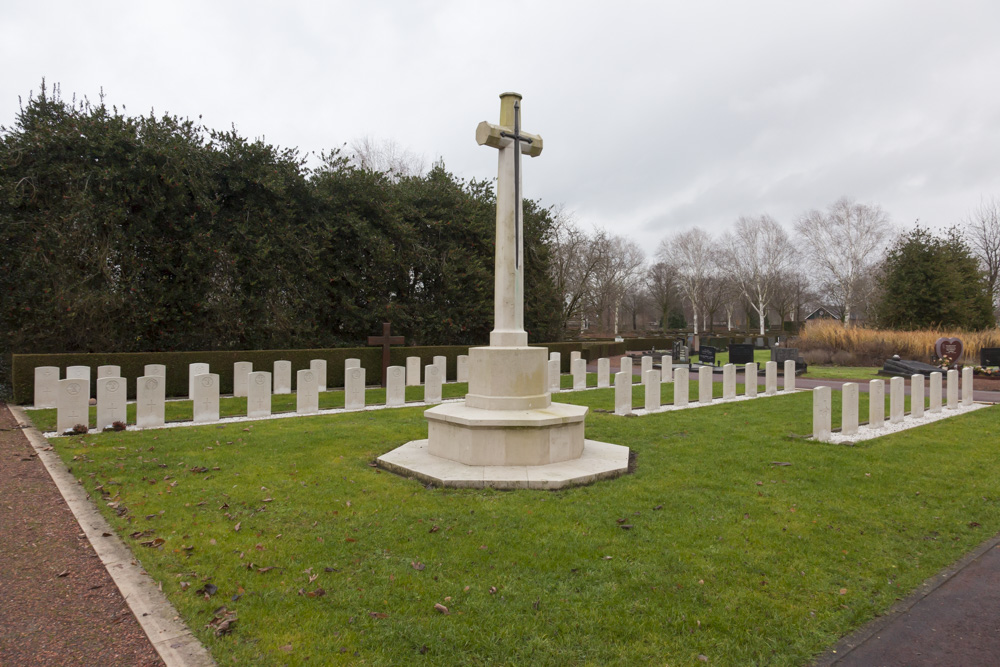 Commonwealth War Graves General Cemetery Winterswijk