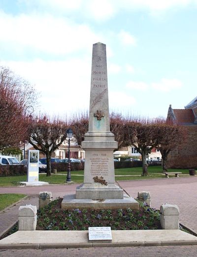 War Memorial Sainte-Genevive-des-Bois #1