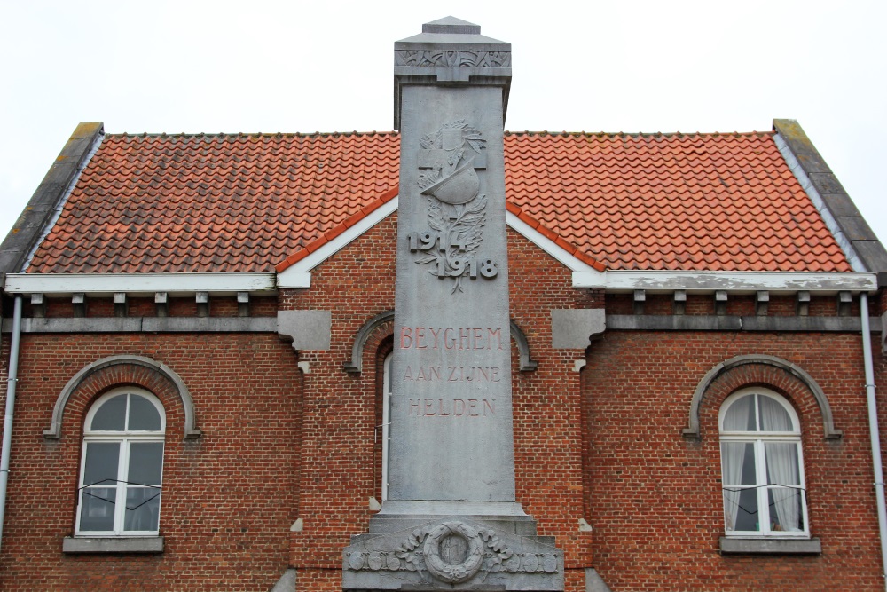 War Memorial Beigem #2