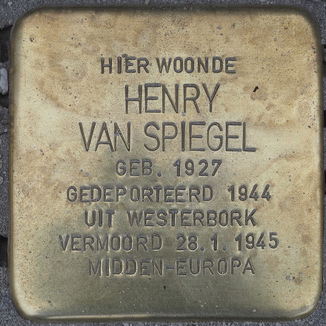 Stolpersteine Sint Jurrienstraat 24 #3