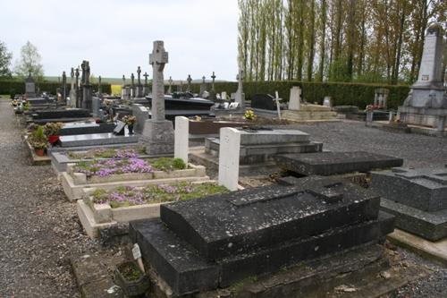 Commonwealth War Graves Joncourt #1