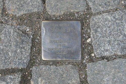 Stolperstein Universitätsring 19-20