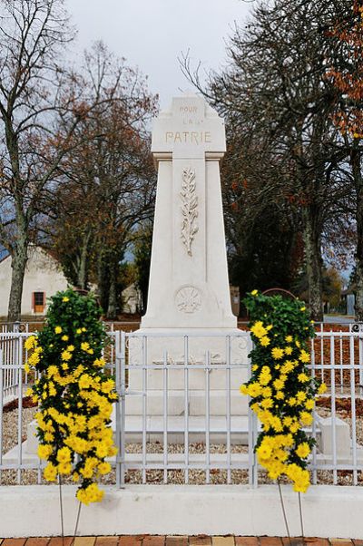 War Memorial Mntrol-sur-Sauldre #1