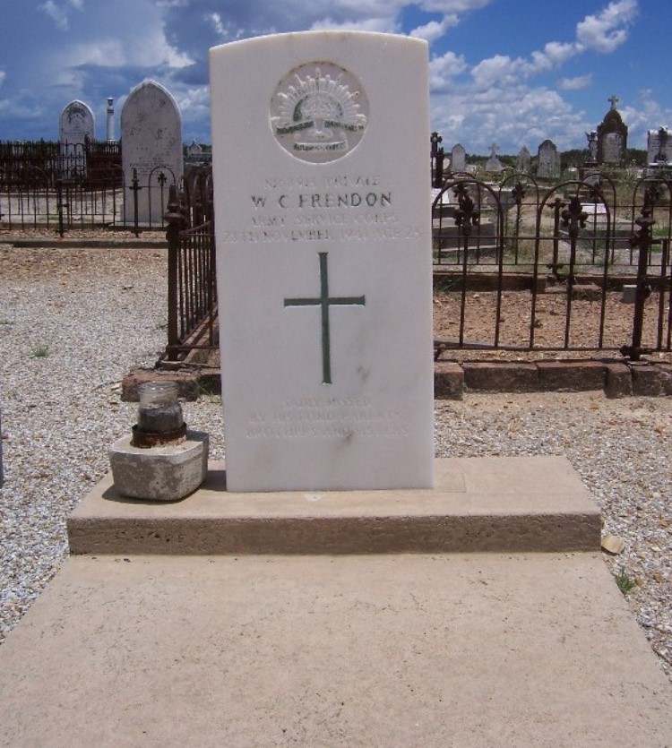 Commonwealth War Grave Emmaville Cemetery #1