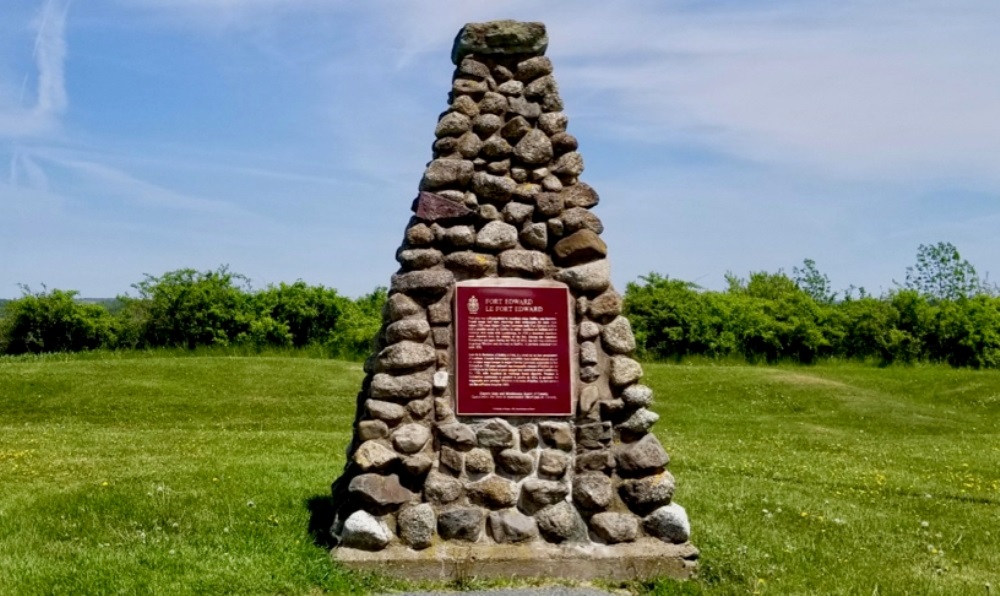 Memorial Fort Edward #1