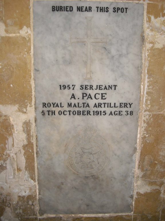 Commonwealth War Grave Haz-Żebbuġ Church #1