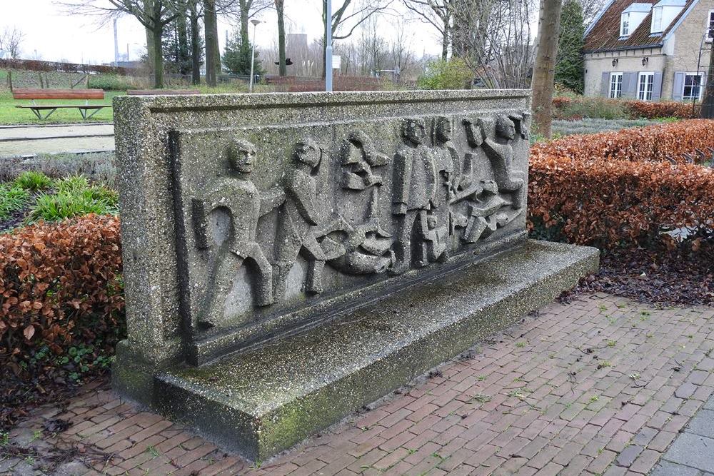 War Memorial Drimmelen #2