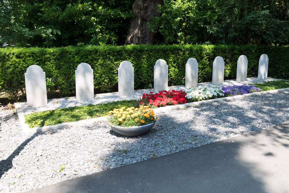 Dutch War Graves General Cemetery Zwijndrecht #5
