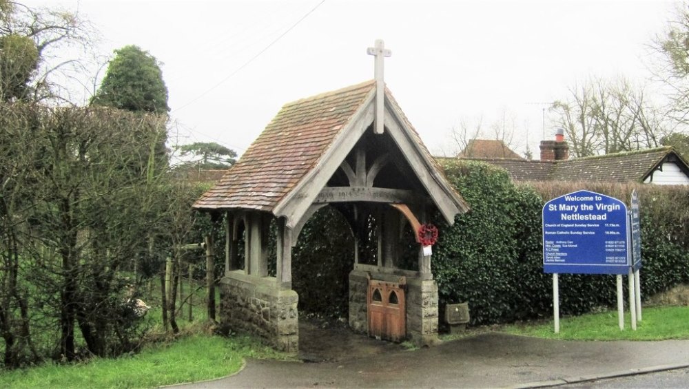 Oorlogsmonument Nettlestead #1