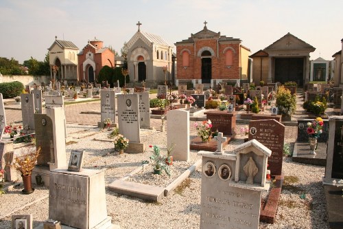 Commonwealth War Grave Villafranca Padovana #1