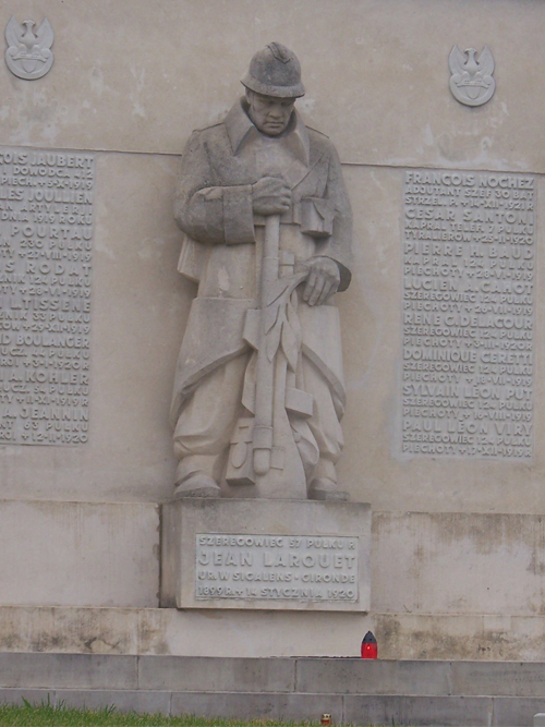 Grave Memorial for the French War Volunteers