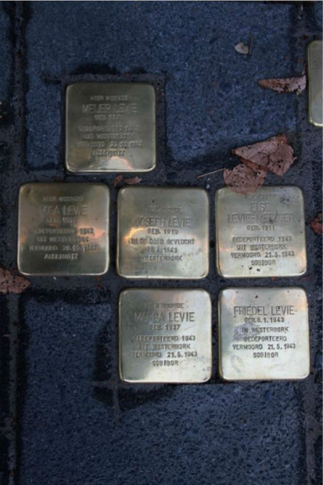 Stolpersteine H.W. Mesdagstraat 13 #4