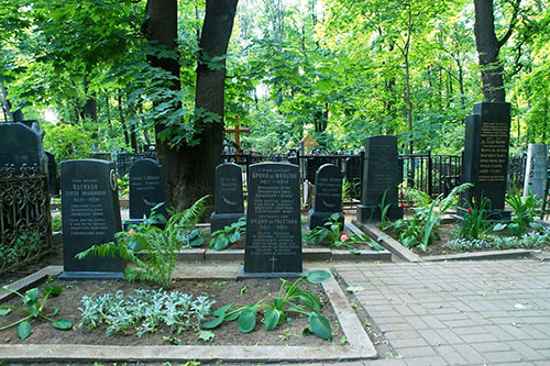 Sovjet Oorlogsgraven Vvedenskoe Begraafplaats #1