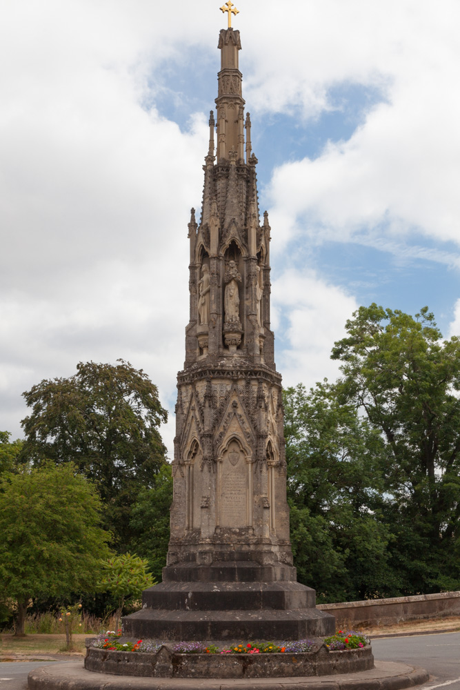 Oorlogsmonument Ilam #2