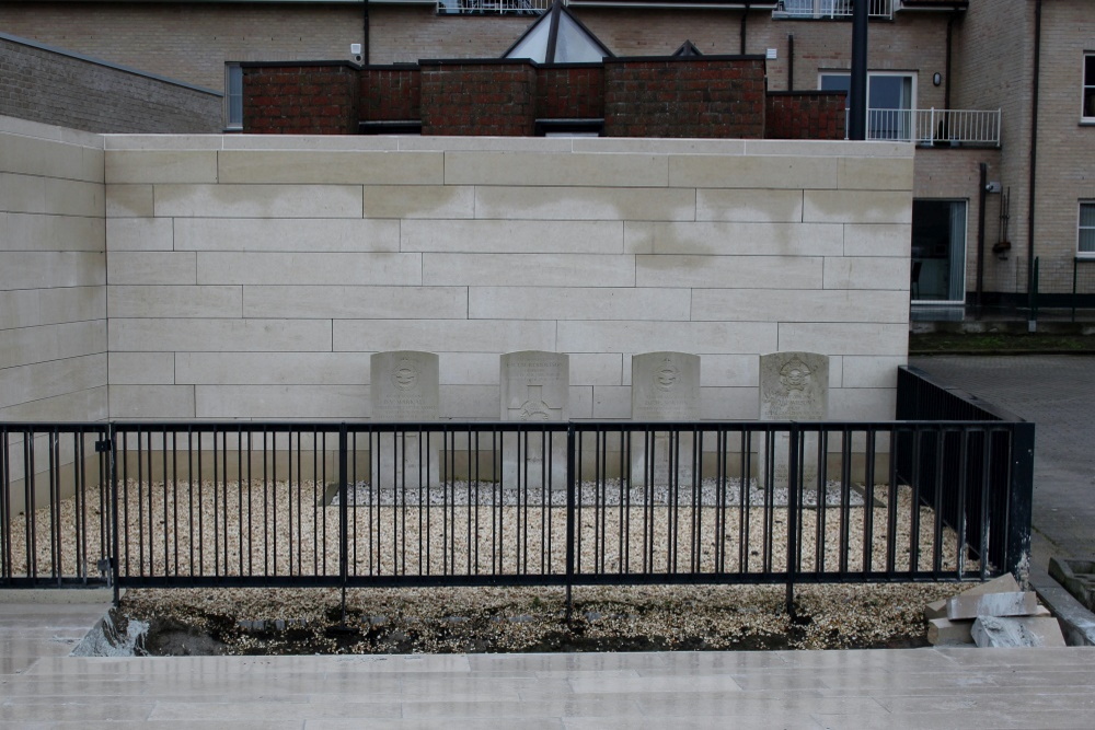 Commonwealth War Graves Westkerke #2