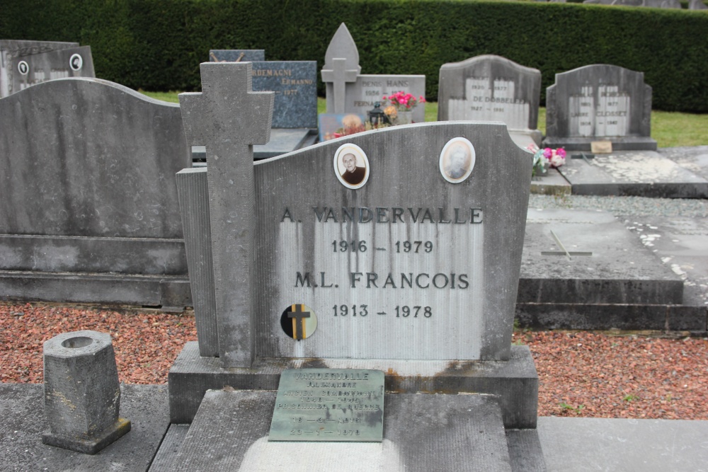 Belgian Graves Veterans Braine-l’Alleud Cemetery Foriest #4