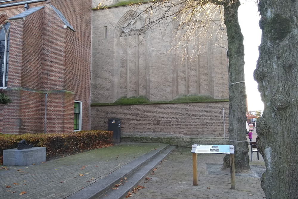 Information Sign Theft Bells Oude Kerk (Old Church) #5