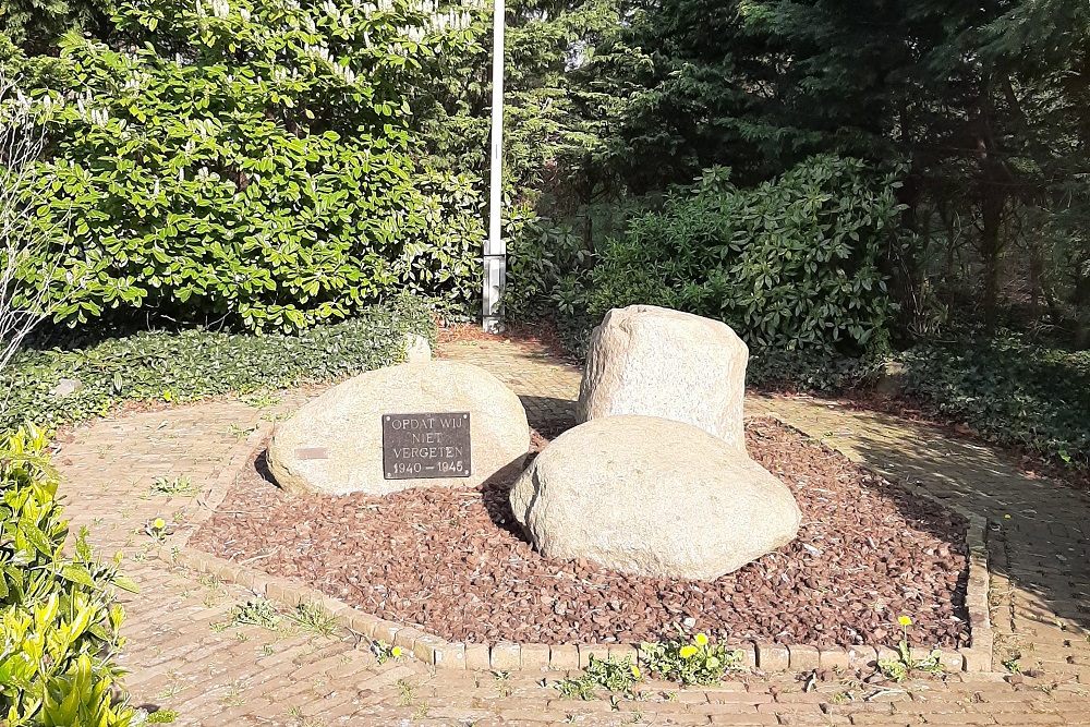 War Memorial Egmond-Binnen #3