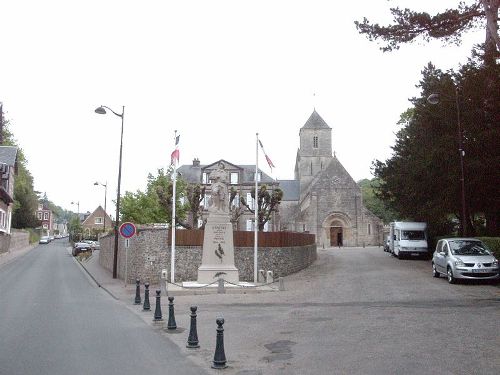 War Memorial Étretat #1