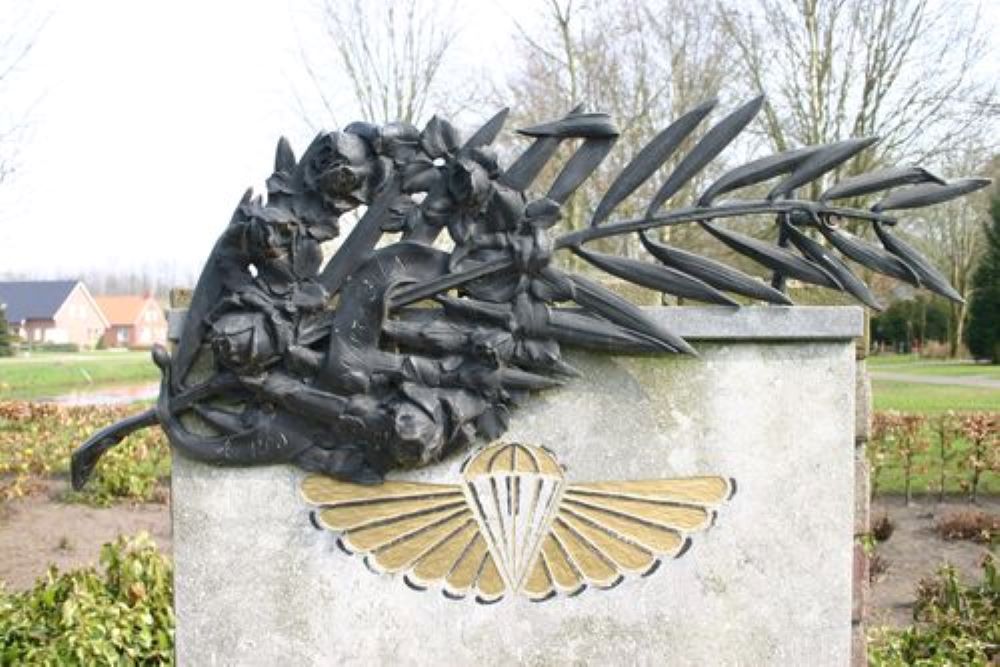 Belgian Paratroopers Memorial #3