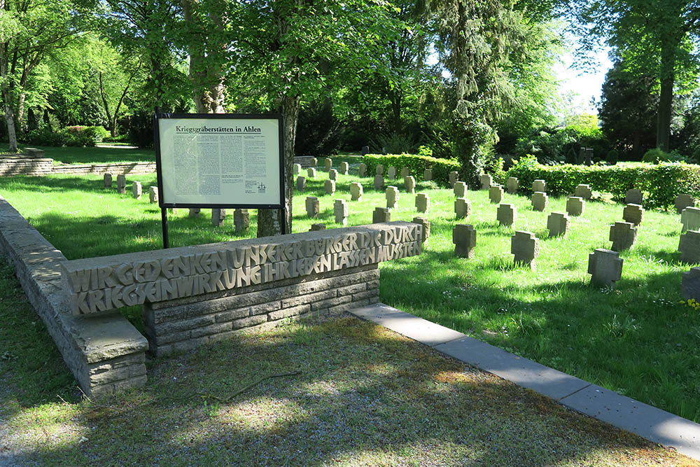 Duitse Oorlogsgraven Ostfriedhof Ahlen #1