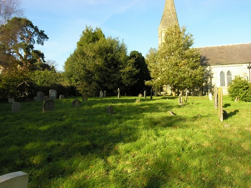 Commonwealth War Grave St Augustine of Canterbury Churchyard