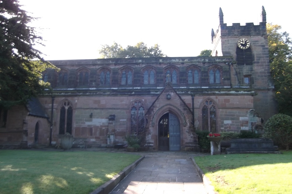 Oorlogsgraf van het Gemenebest St. Bartholomew Churchyard