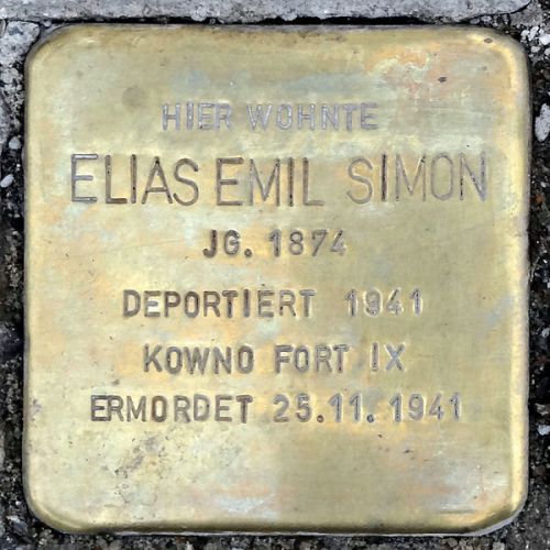 Stolpersteine Gieener Strae 9