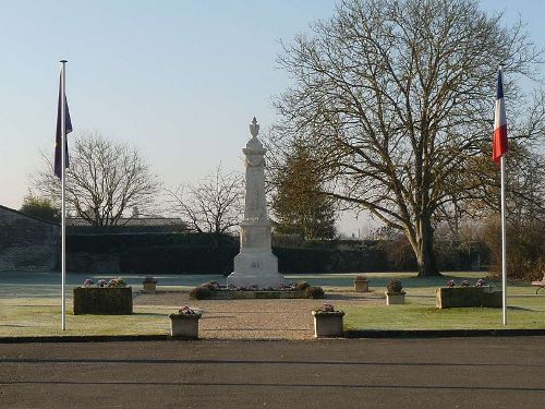 War Memorial Gensac-la-Pallue #1