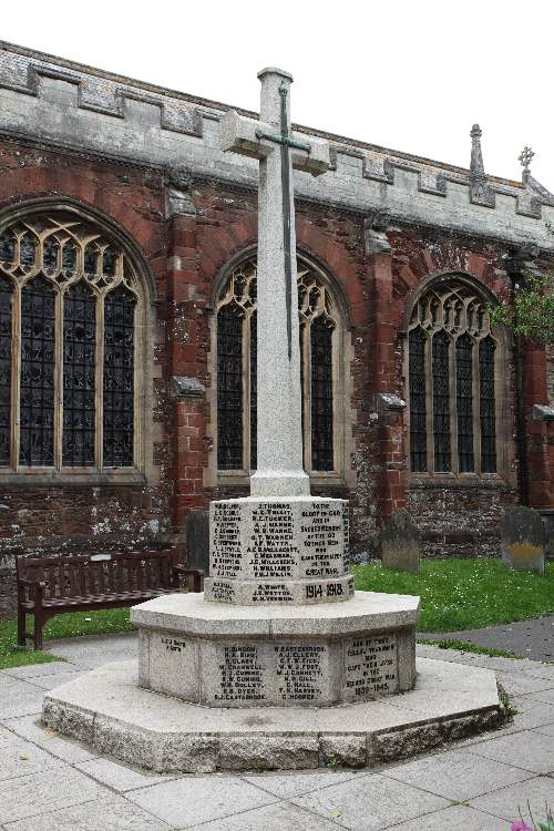 Oorlogsmonument Totnes #1