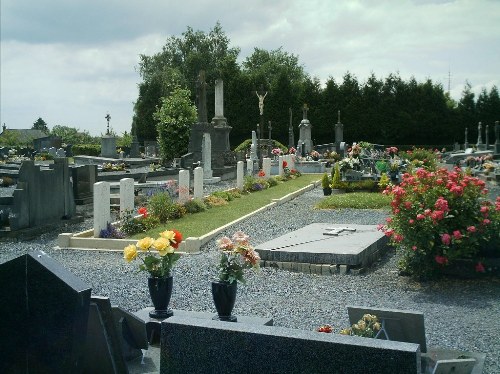Commonwealth War Graves Wargnies-le-Petit #1