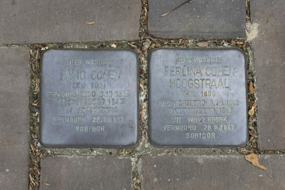 Stolpersteine Kerkplein 7