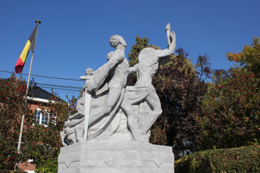 Oorlogsmonument Ecaussinnes dEnghien #4